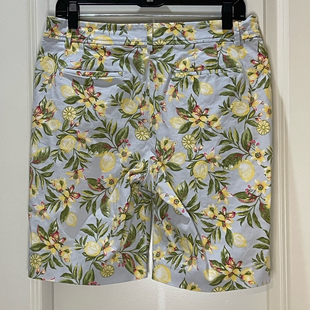 Talbots Lemon Print Women Shorts with Stretch Size 10 - Picture 6 of 8